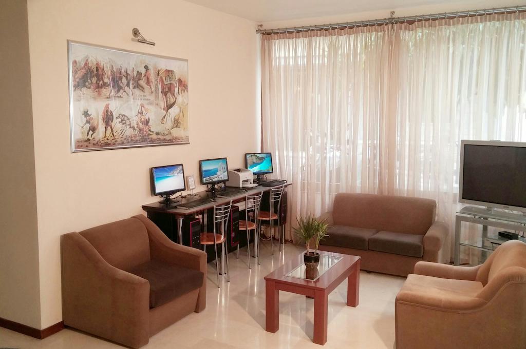 Omiros Hotel Athena Bagian luar foto